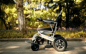 Airwheel H3 foldable electric wheelchair